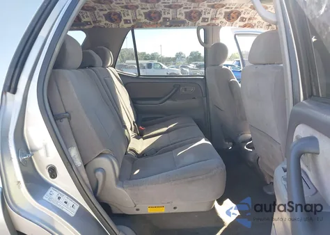 2002 Toyota Sequoia Sr5 V8 from USA, damaged, VIN 5TDBT44AX2S098626